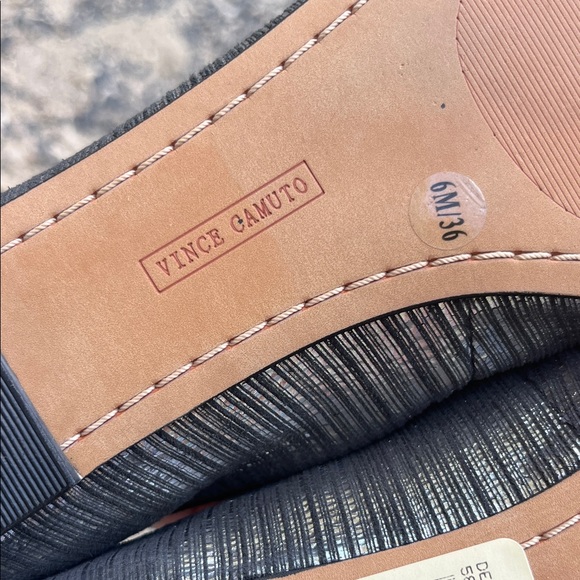 New Vince Camuto leather Women's Flats in Black and Silver - Picture 12 of 14